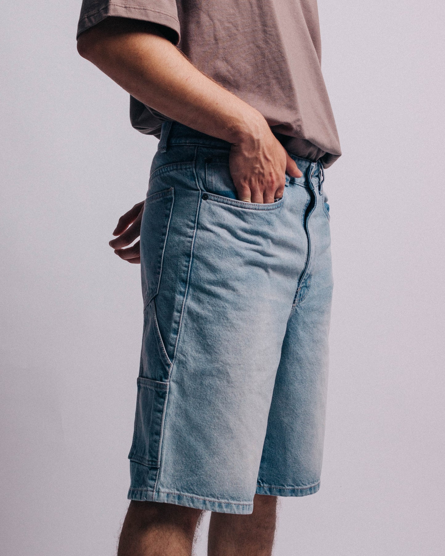 CARPENTER DENIM SHORTS