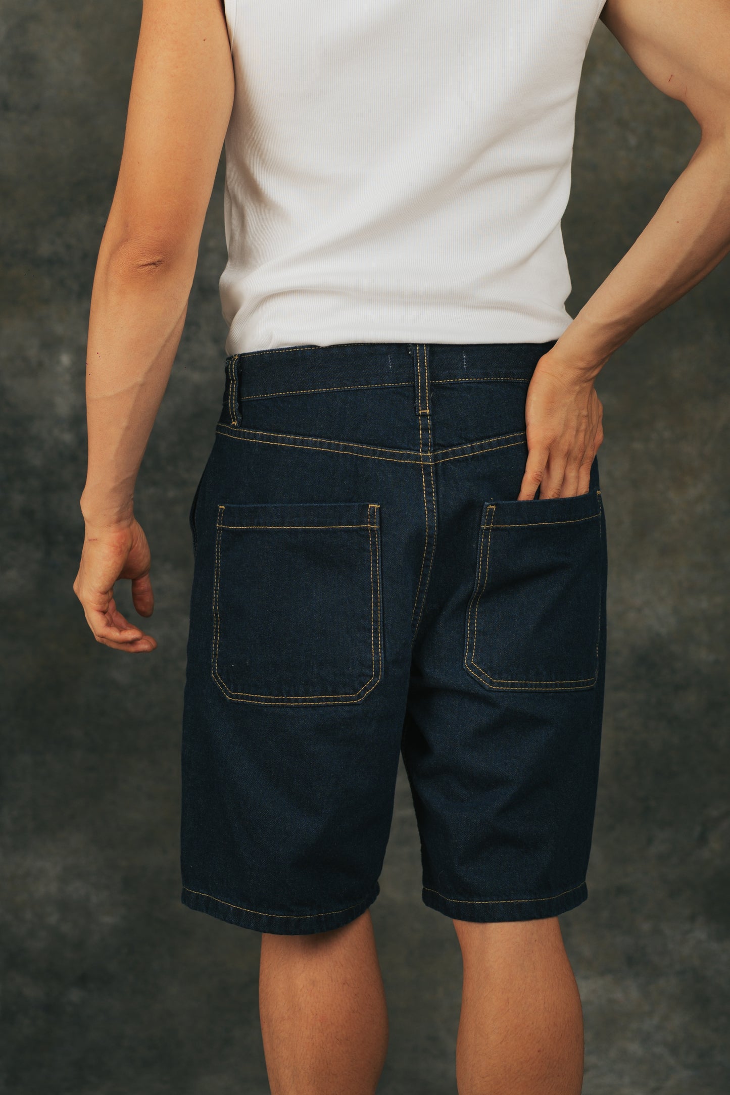RAW DENIM SHORT