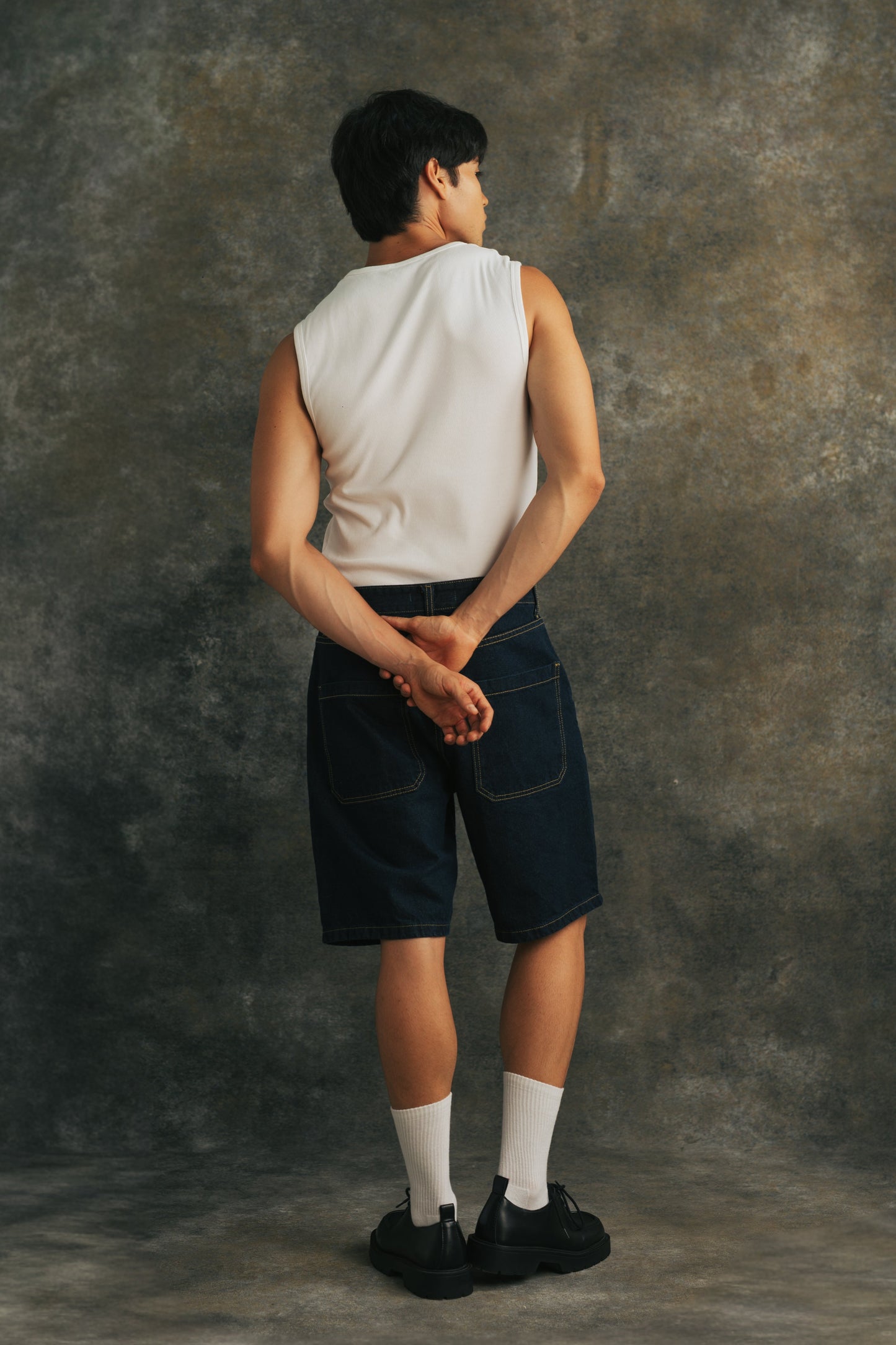 RAW DENIM SHORT